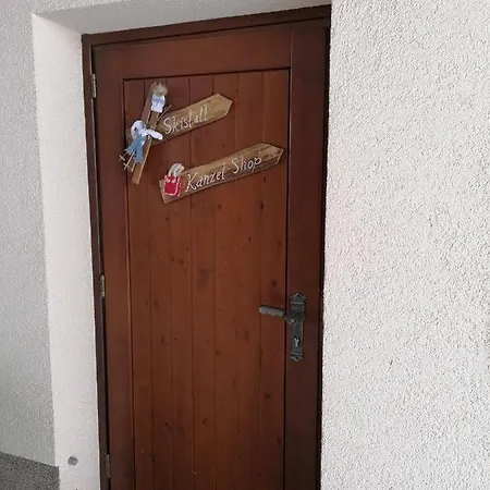 Gerlitzen Ferienappartement Paul im Ski- und Wandergebiet, Kanzelhöhe, Ossiacher See Deutschberg Exterior foto